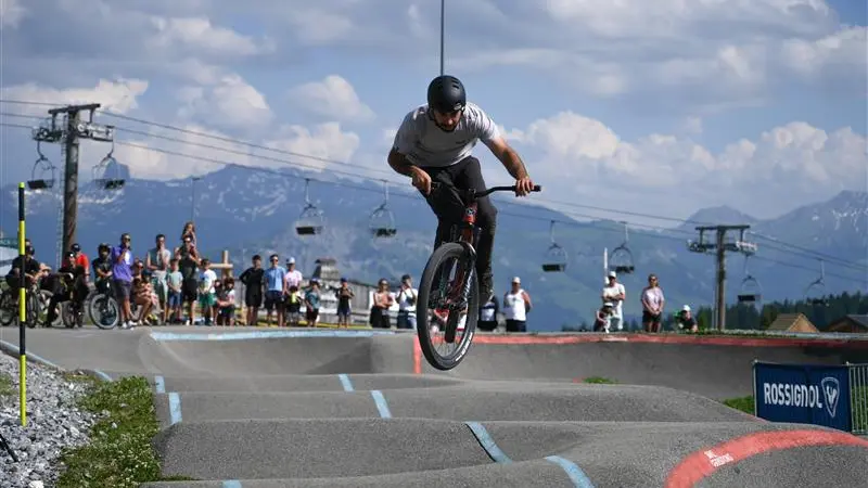 VTT ou BMX sur le pumptrack