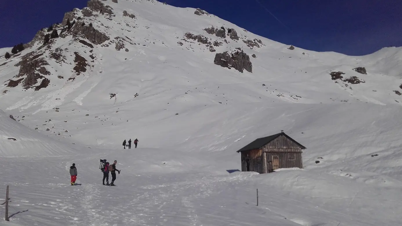 Journée raquette avec fondue Suisse