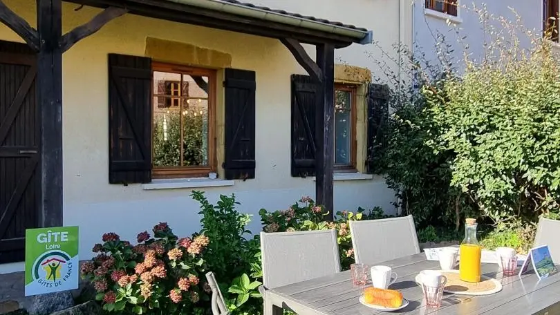 Jardin en rez-de-chaussée côté pièce de vie.