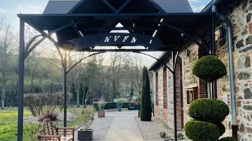 Domaine du Viaduc à Saint-Symphorien-de-Lay