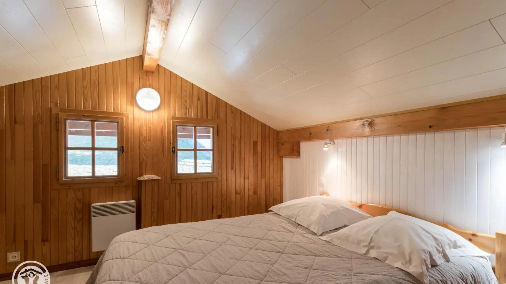 Chambre 2 - 1 lit 140x190cm