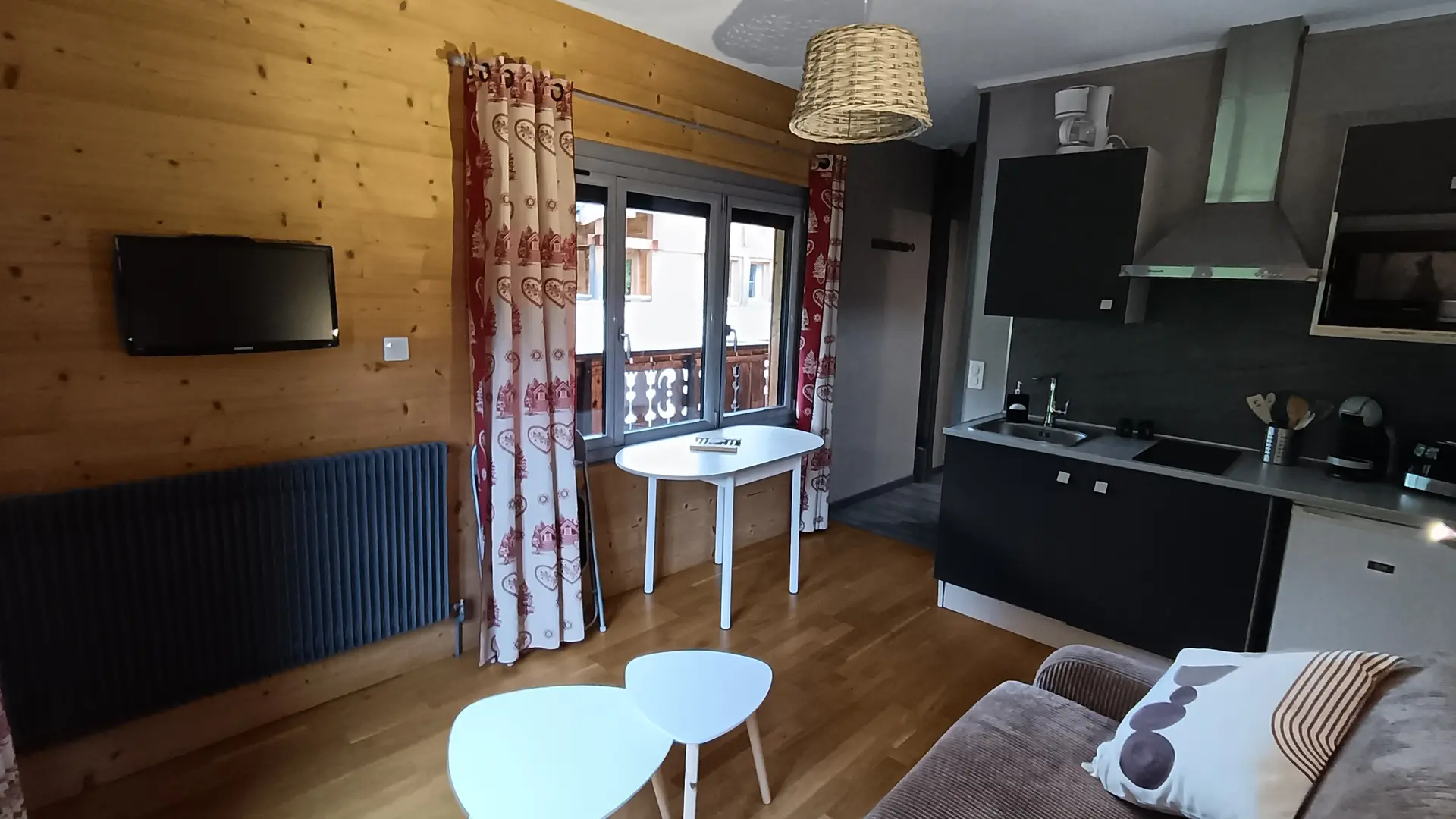 Salon et cuisine