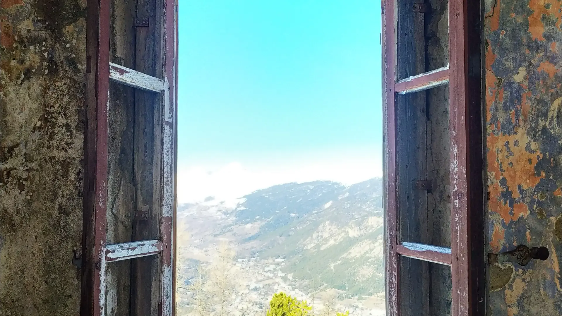 Vue depuis le Fort de la Croix de Bretagne