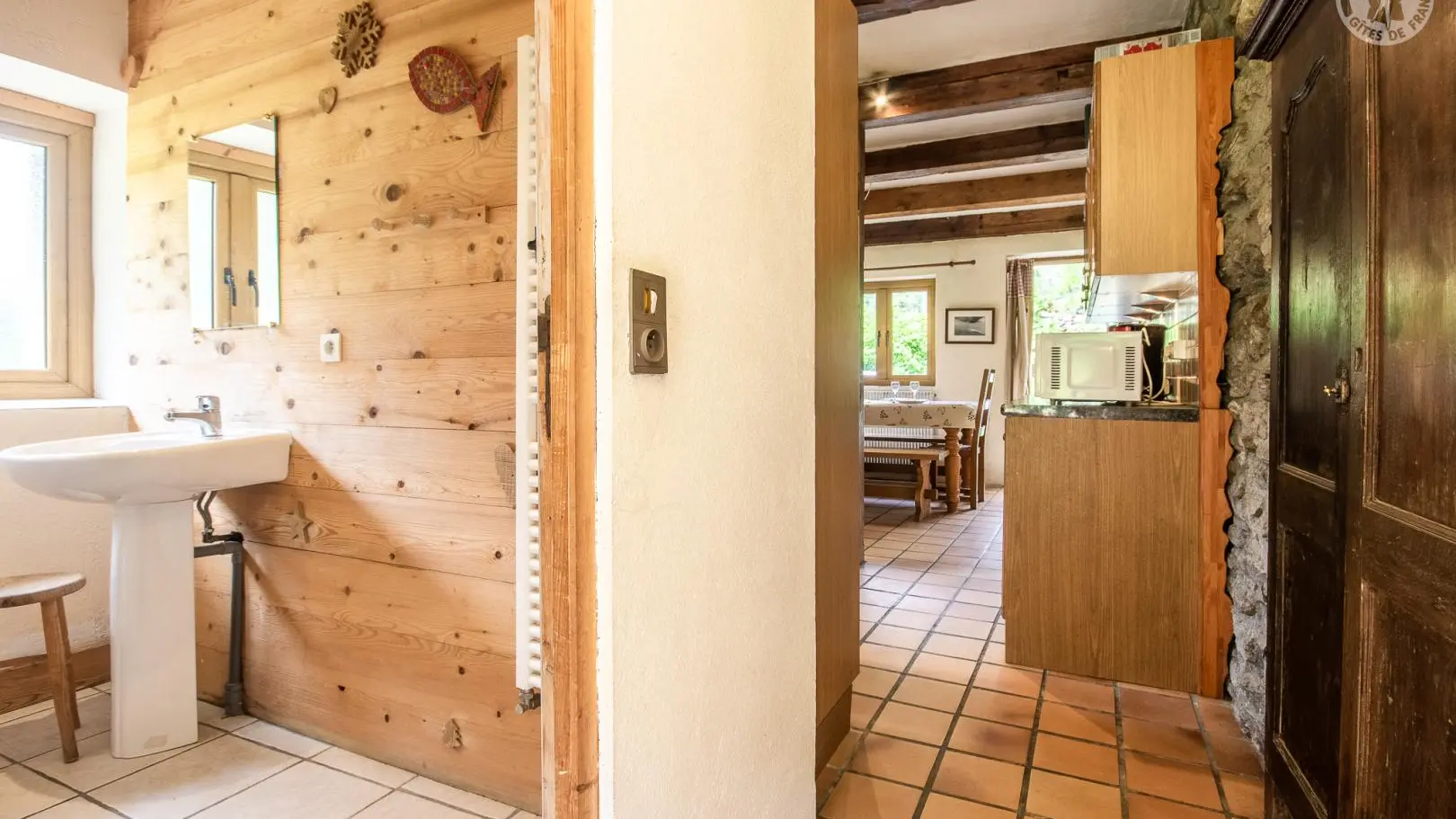 Salle de douche rez-de-chaussée