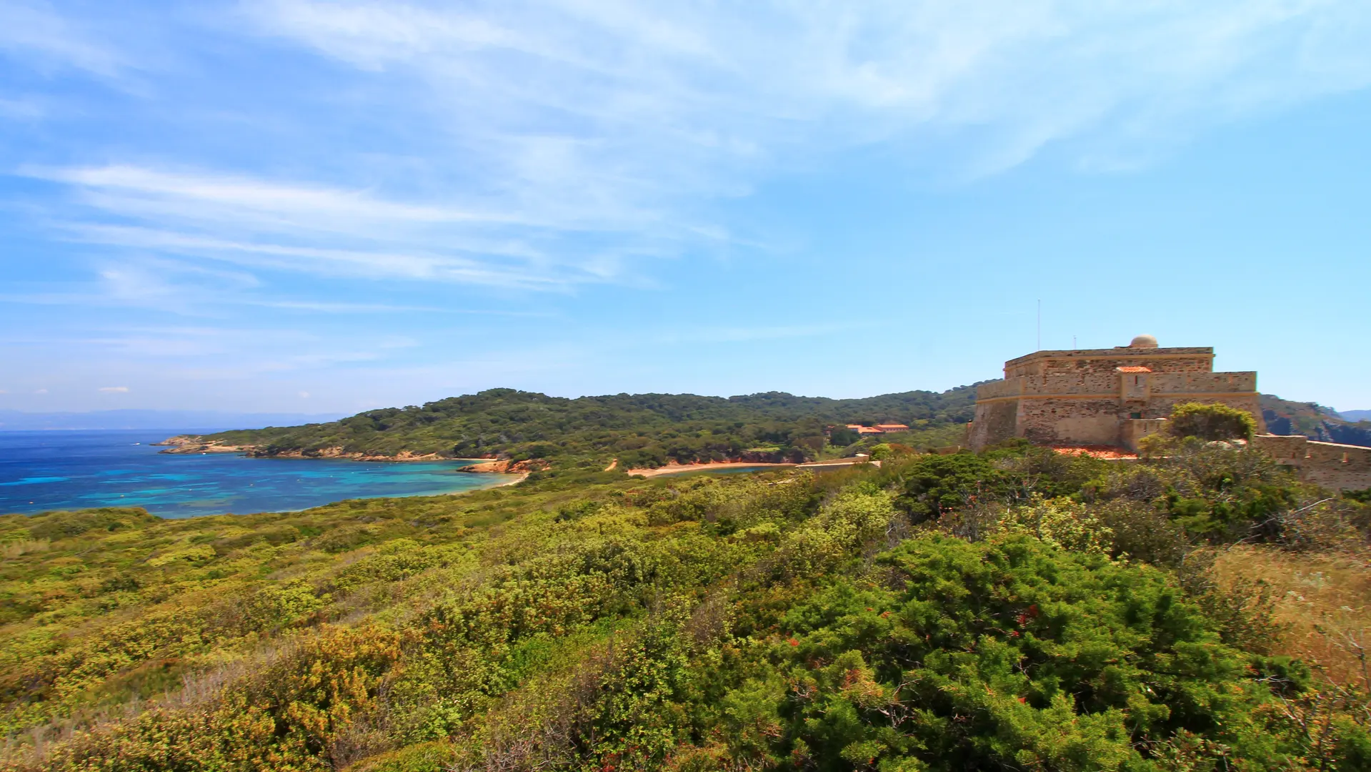 La plage du Langoustier à Porquerolles