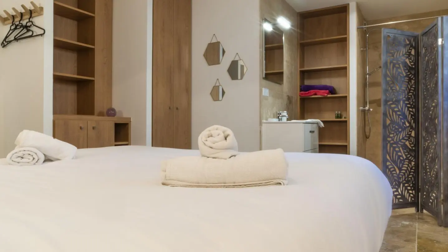 chambre avec salle d'eau