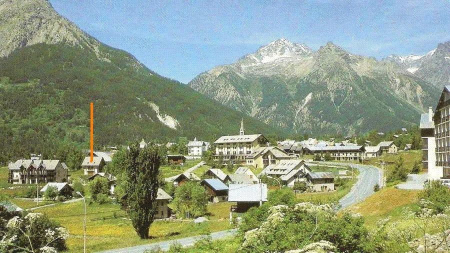 Situation chalet (flèche orange)