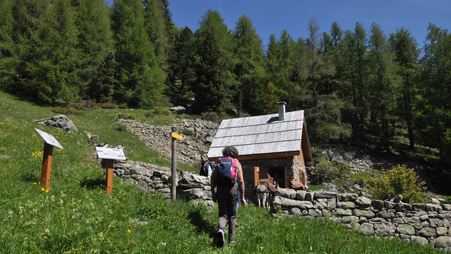 cabane de Michard Sentier amountagna Villars Colmars Haut Verdon