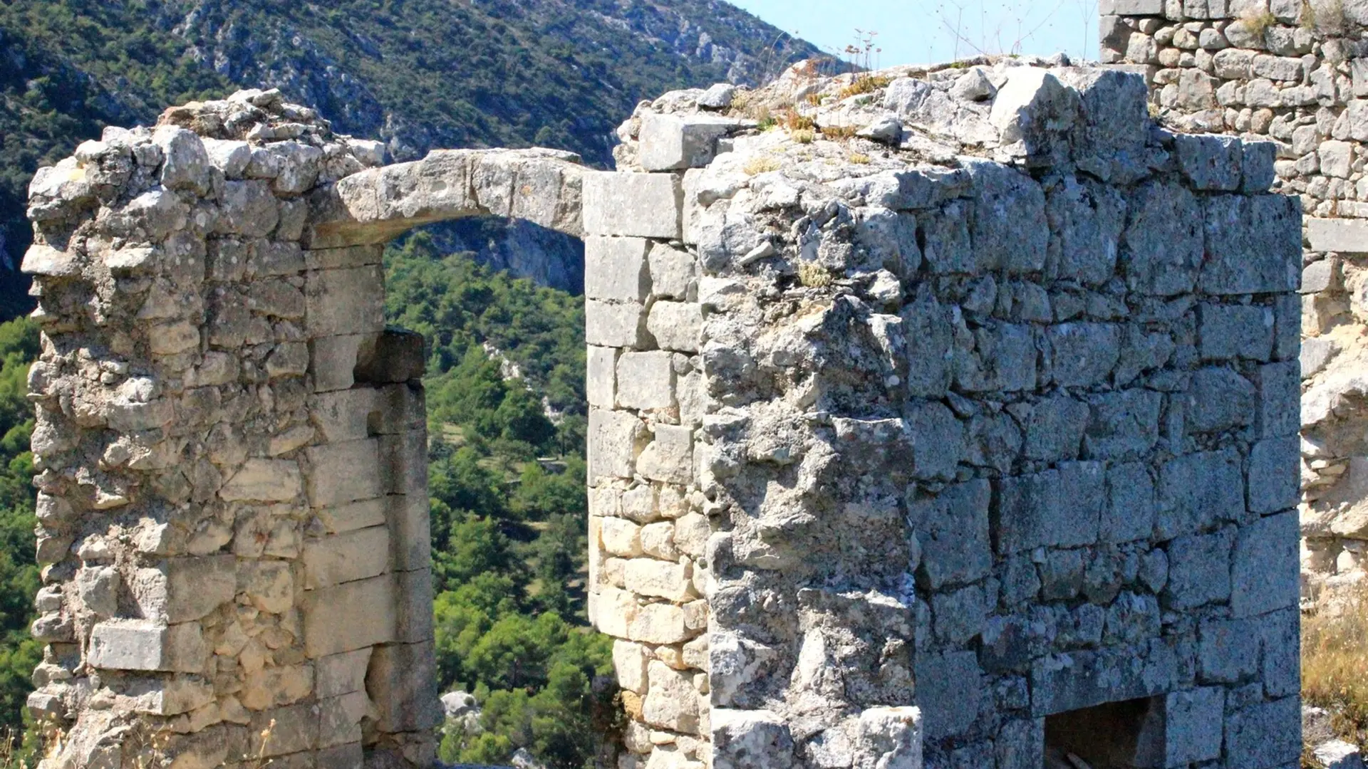 Ruines du château d'Oppède-le-Vieux