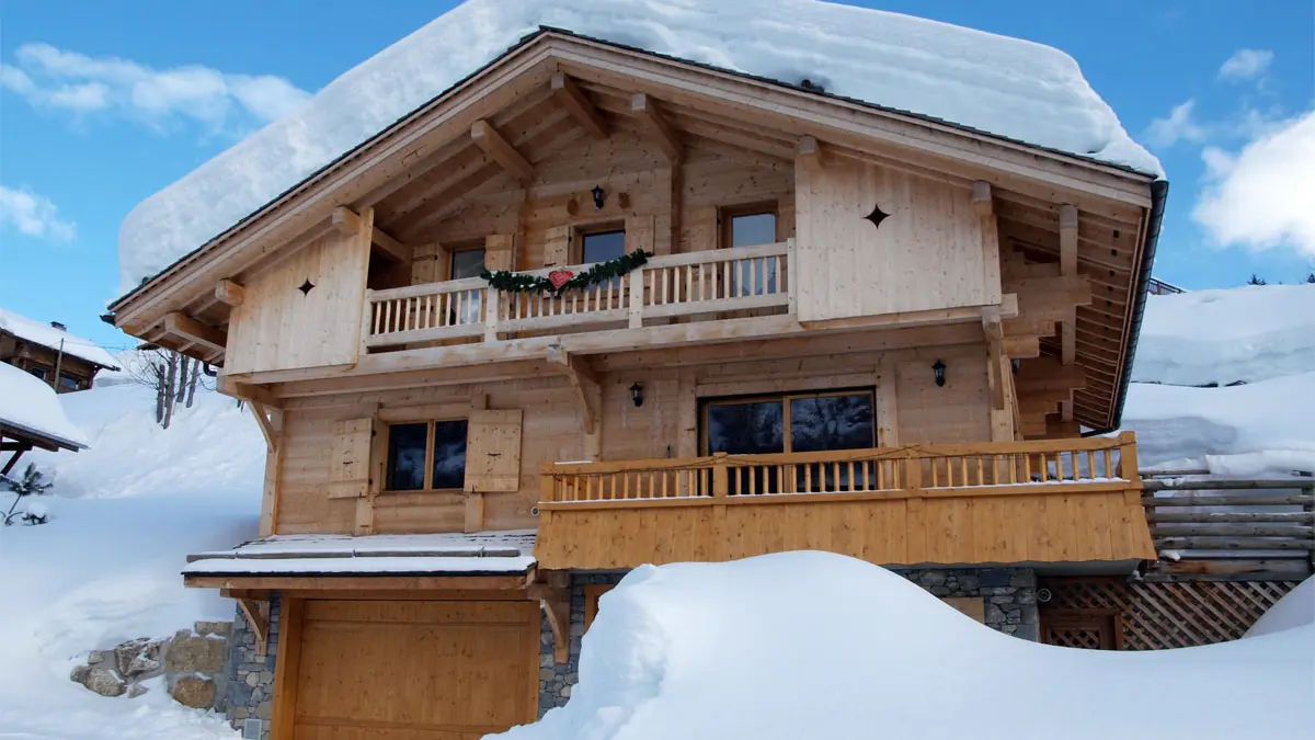 Extérieur chalet hiver/ Winter outside of the chalet- Chalet la Perle des Neiges - Le Grand-Bornand