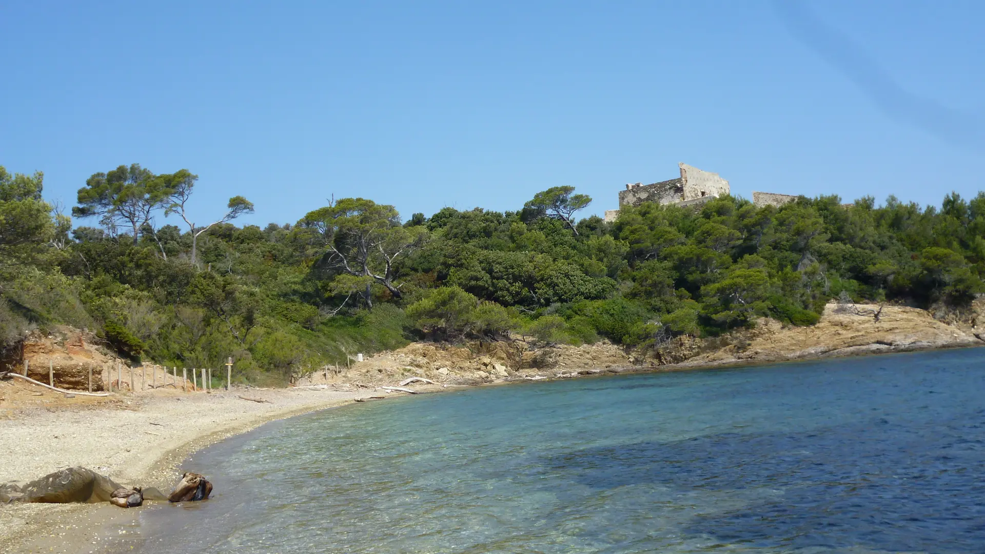 La plage du Langoustier à Porquerolles