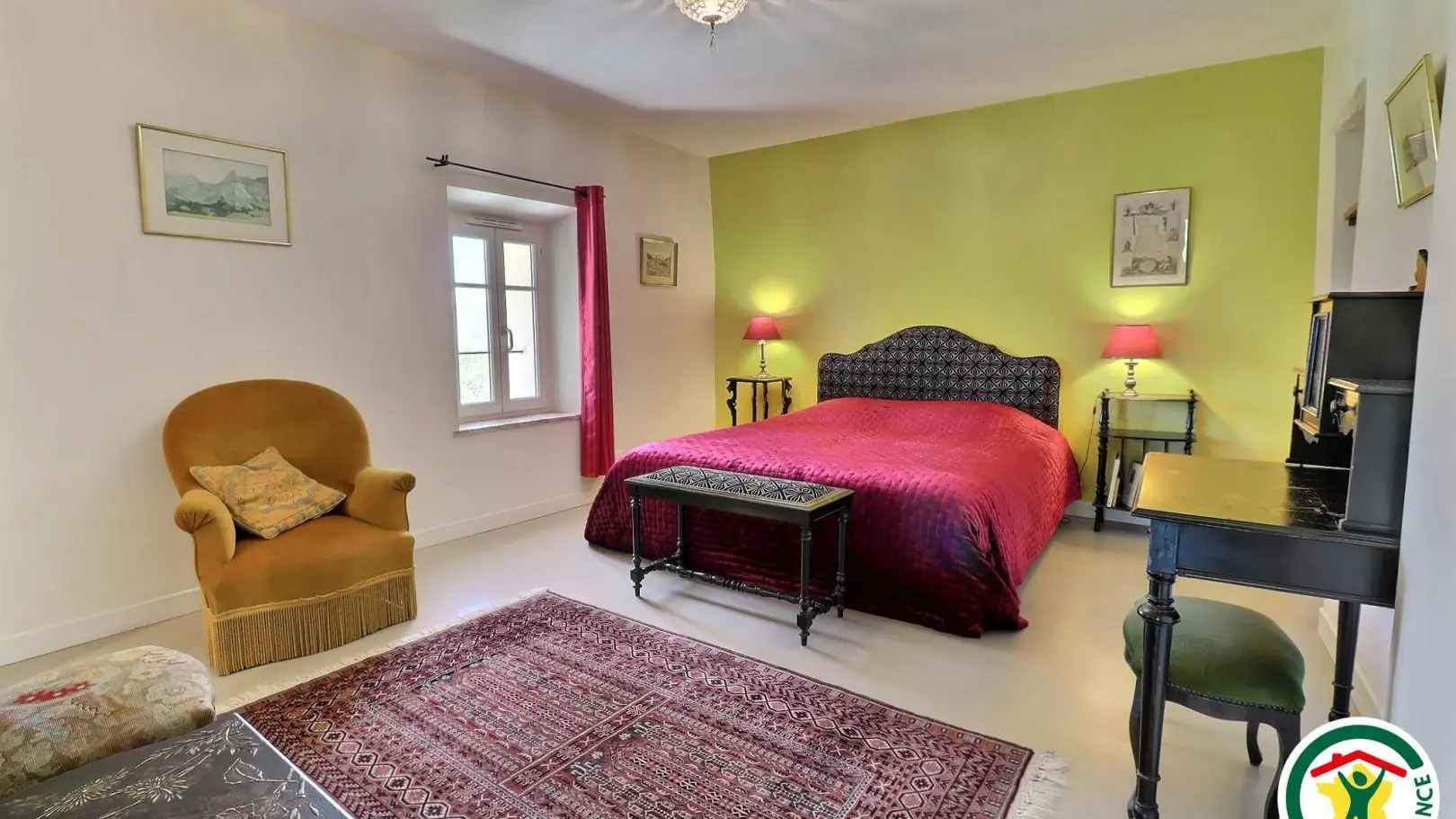 Chambre DRÔME avec un lit double (1x160x200), salle d'eau