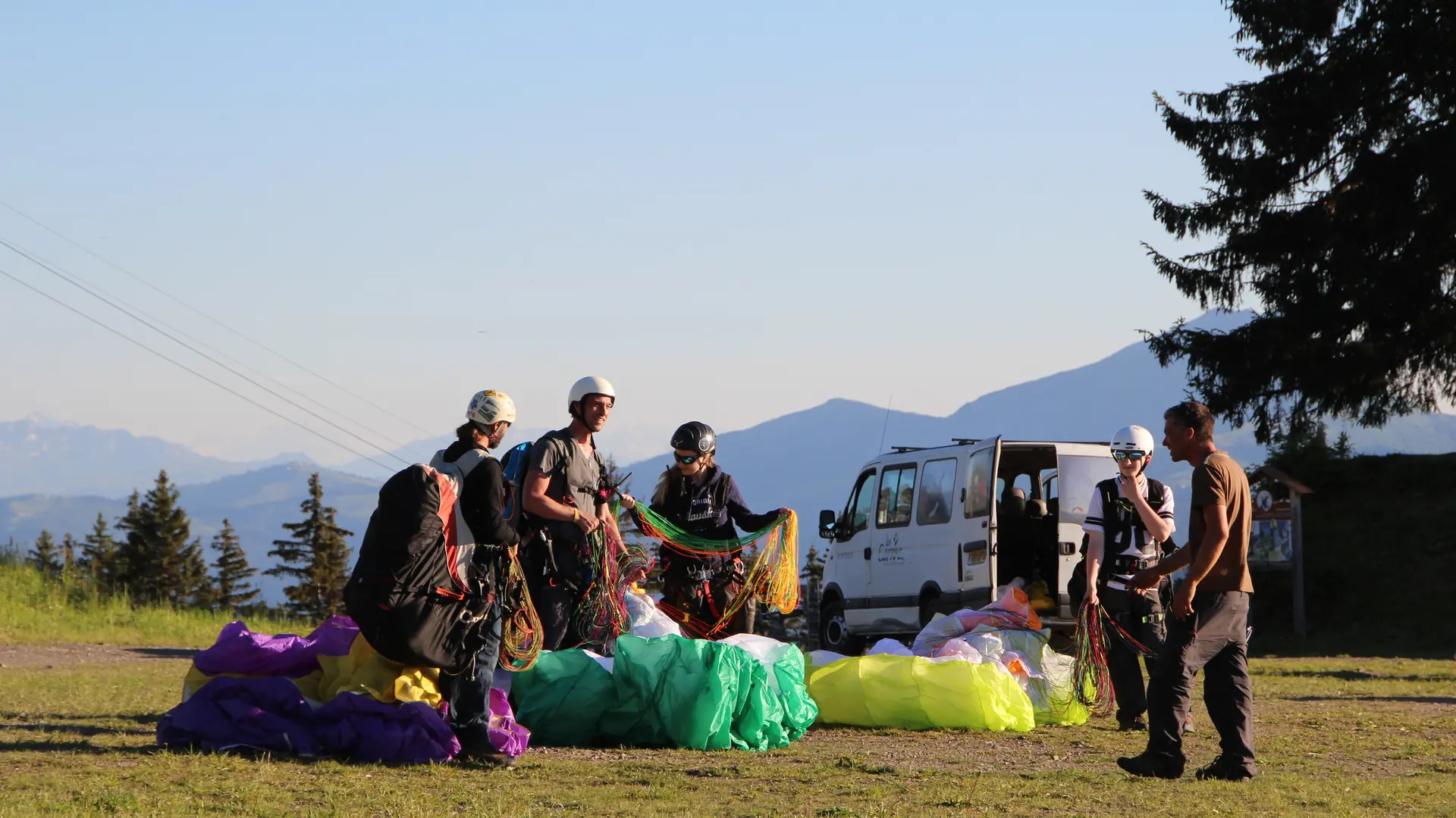 Groepsbriefing voor het opstijgen