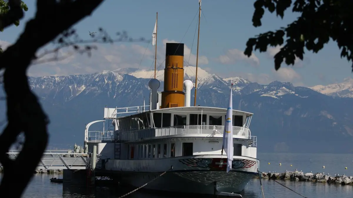 Photo touristique: Bateau de la CGN