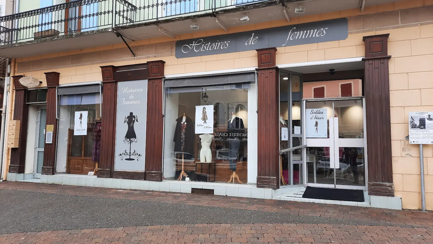 Boutique 'Histoires de femmes' à St Bonnet en Champsaur