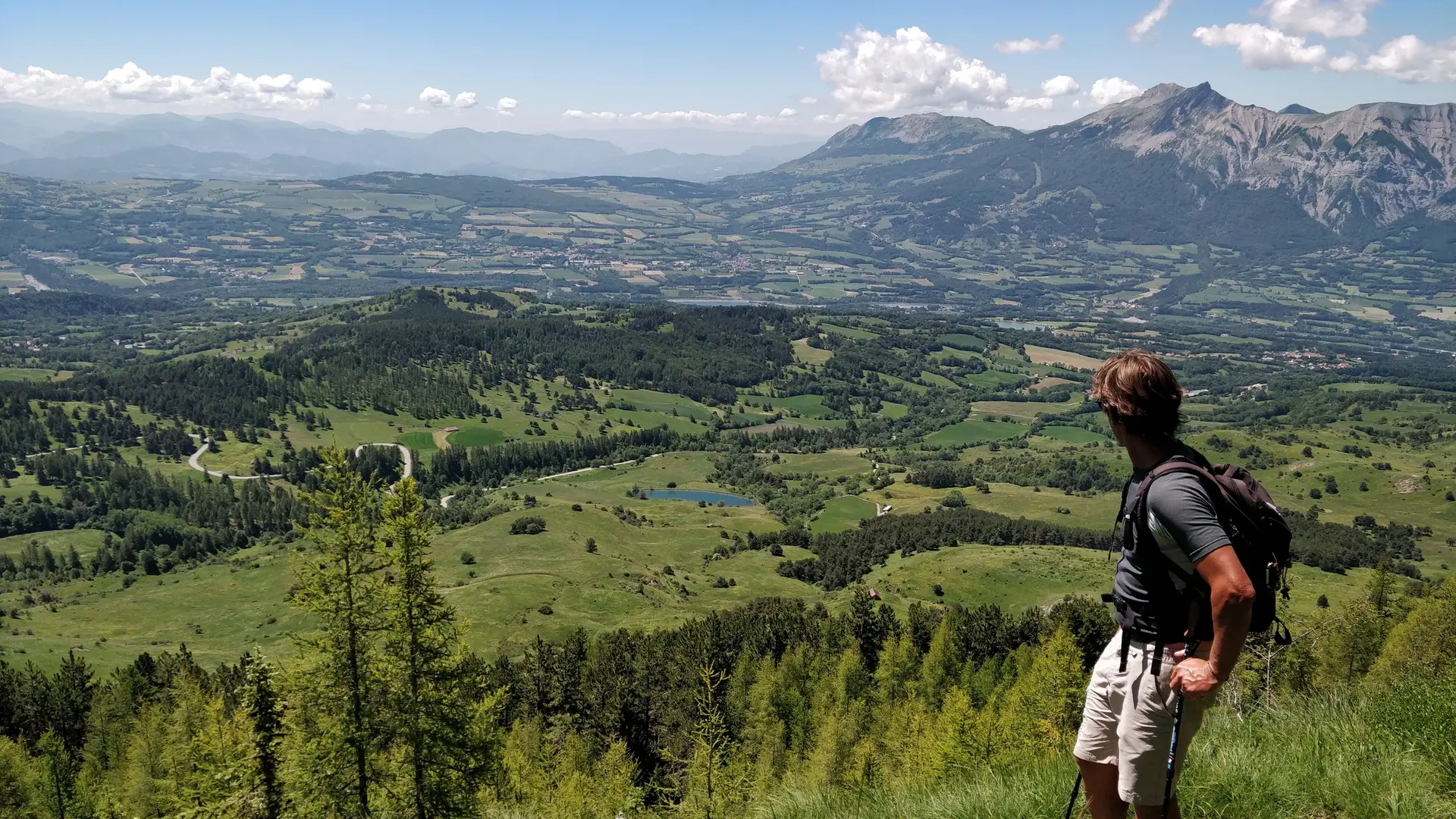 Pause contemplative sur l'itinéraire du Col du Viallet, Chaillol, Vallée du Champsaur