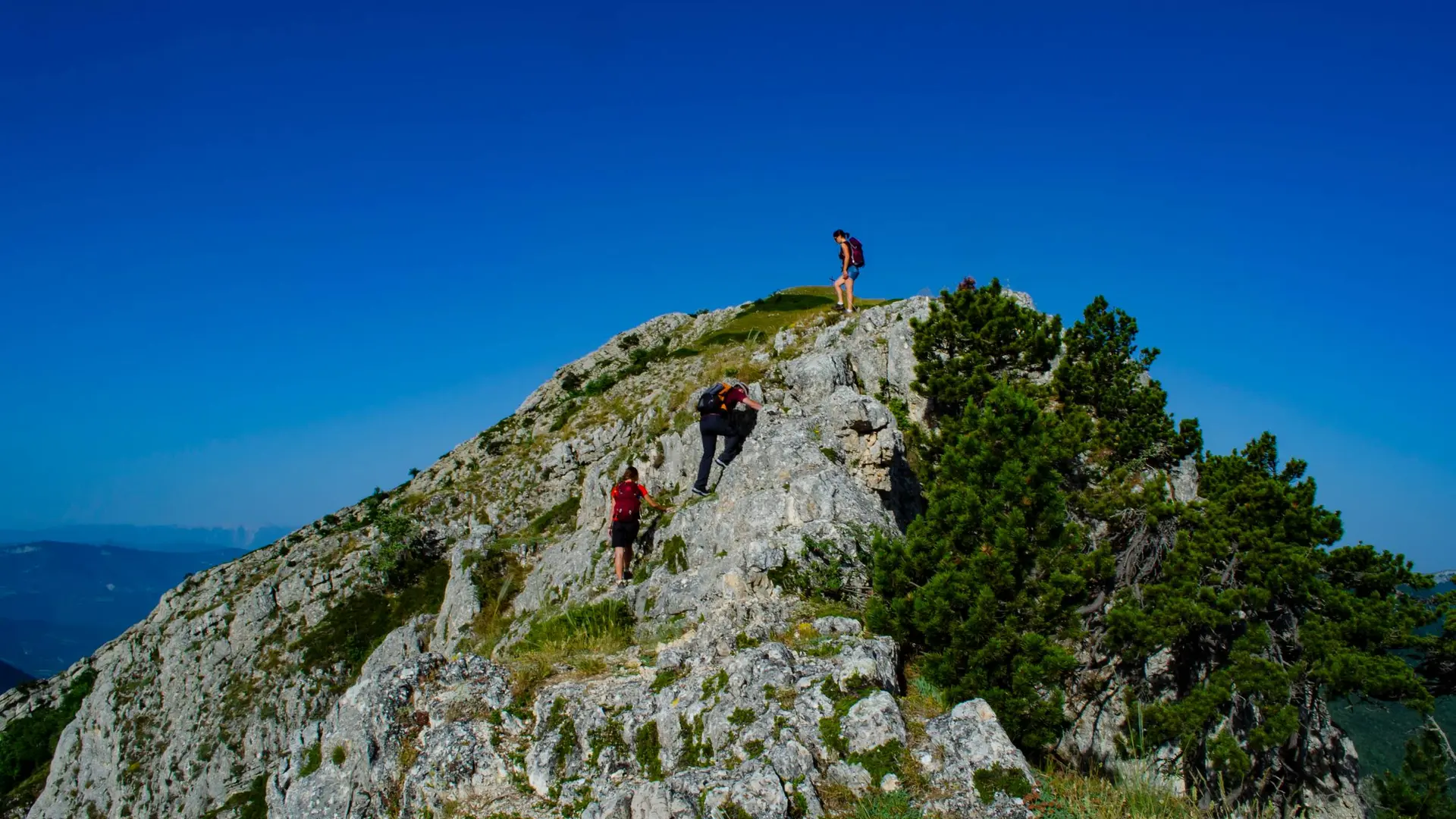Sentier technique sur les falaises
