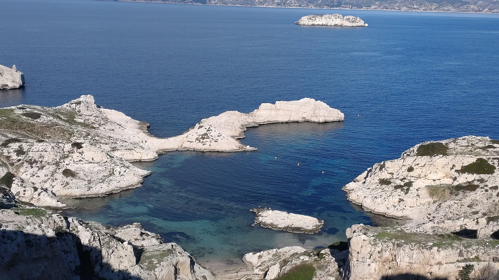 Une crique île de Pomègues