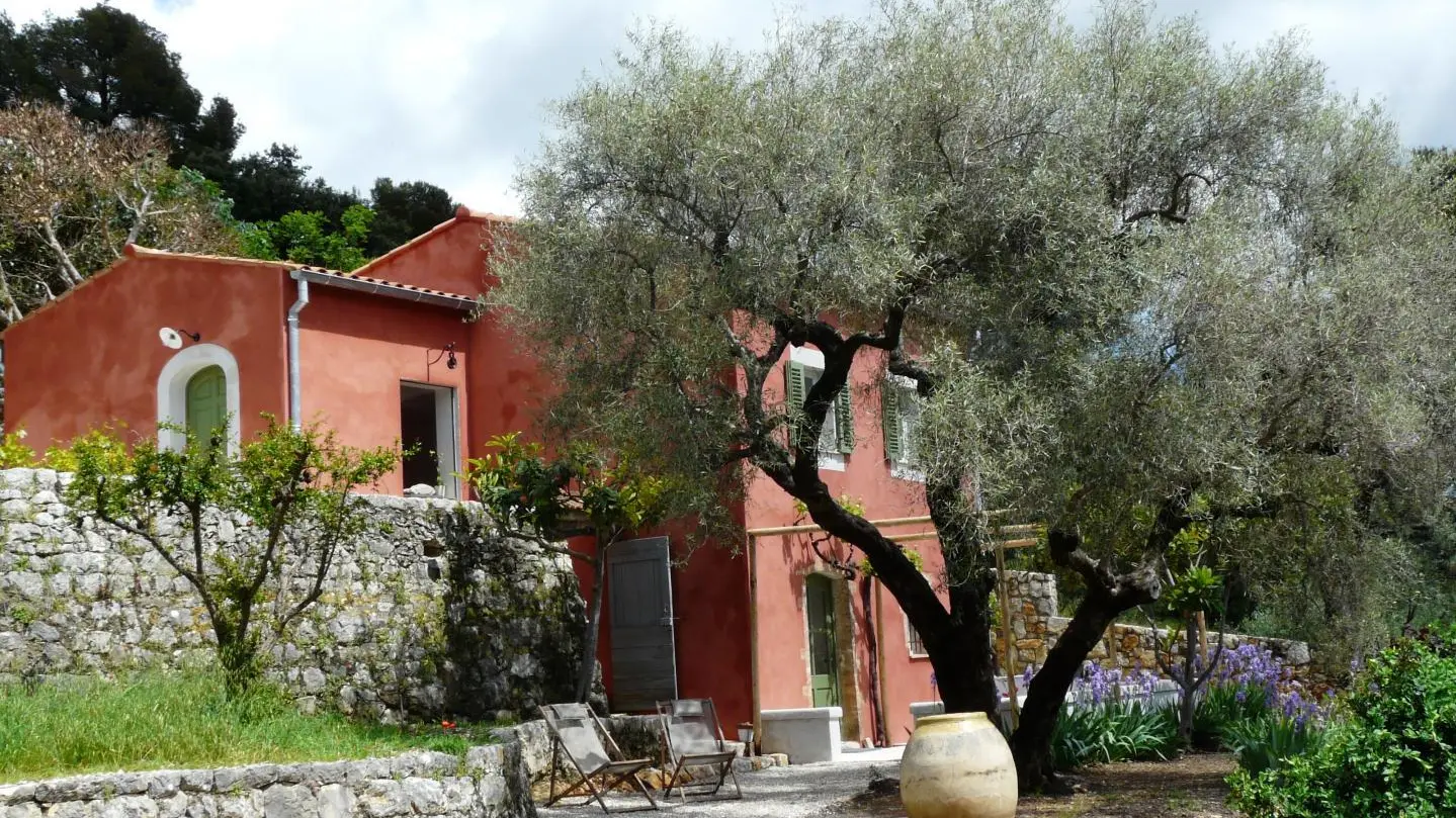 Gîte Le Bastidon labellisé Gîtes de France Côte d'Azur Alpes-Maritimes à La Colle sur Loup