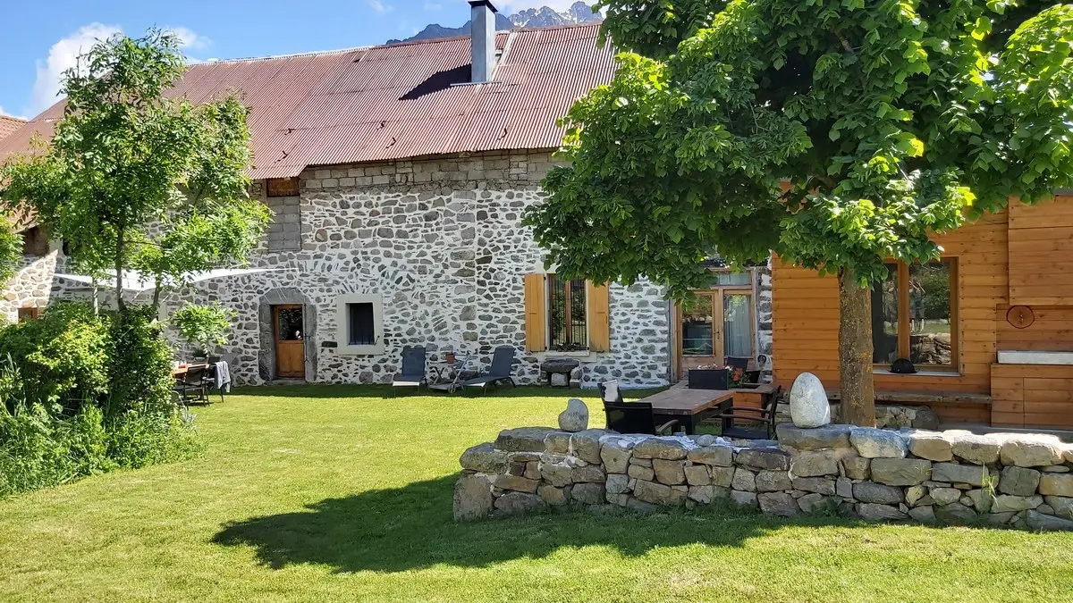 Location Meublé M. JACQQUEY P Aubessagne Vallée du Champsaur