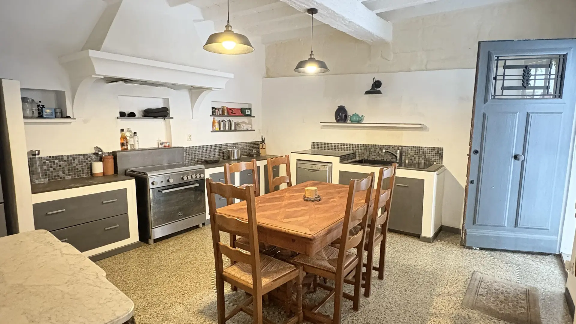 cuisine/ salle à manger 2