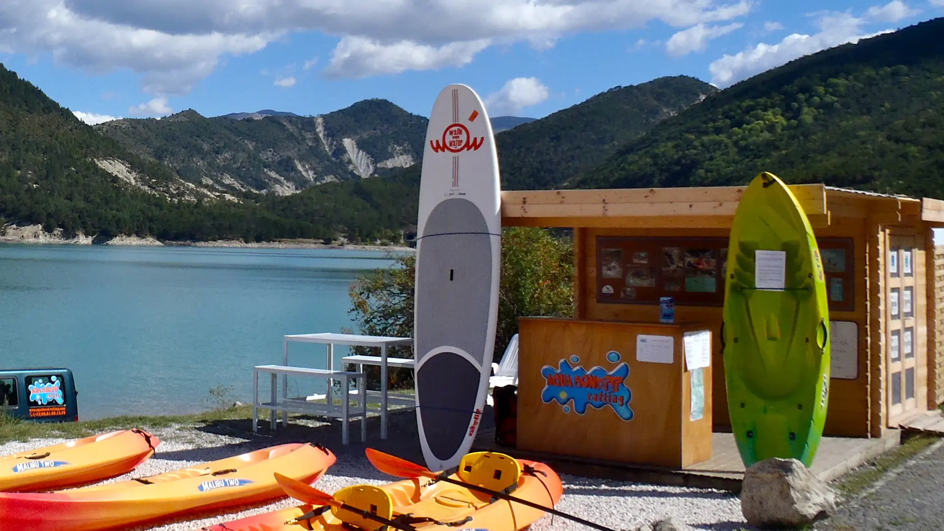 Point d'Accueil Aquabond rafting Plage du plan à Saint André les Alpes