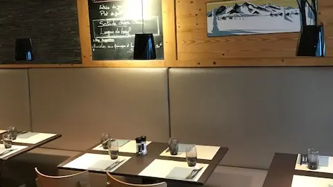 table restaurant