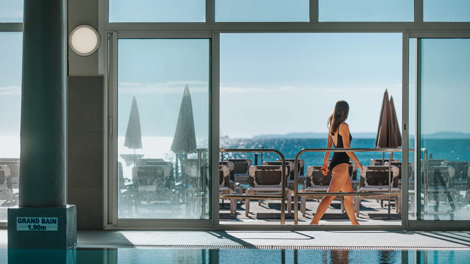 Solarium avec accès à la plage