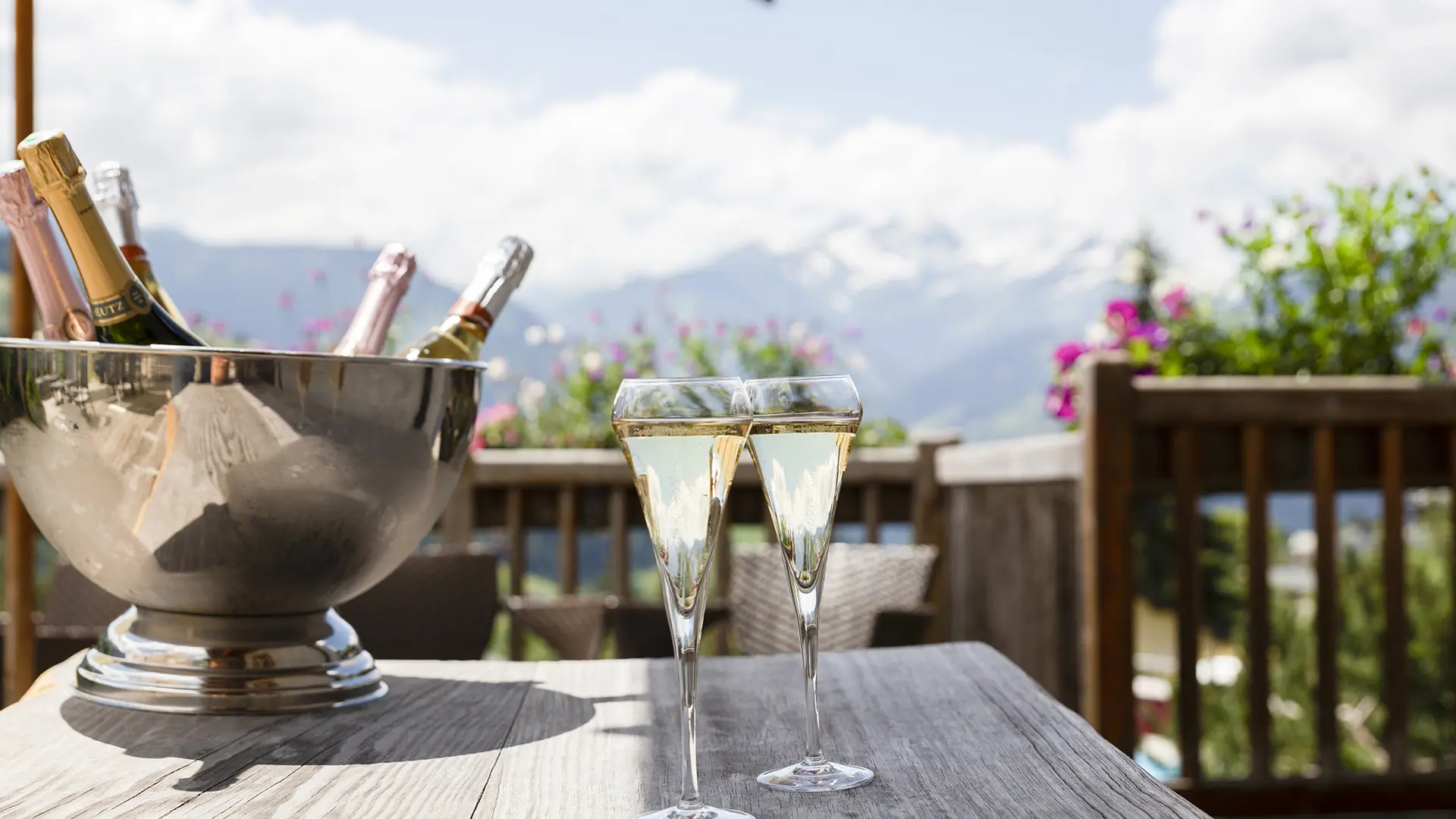 Bulles pétillantes avec vue sur le Mont Blanc