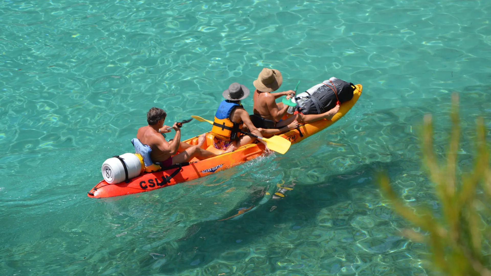 Randonnée accompagnée en kayak de mer dans les Calanques avec le CSLN