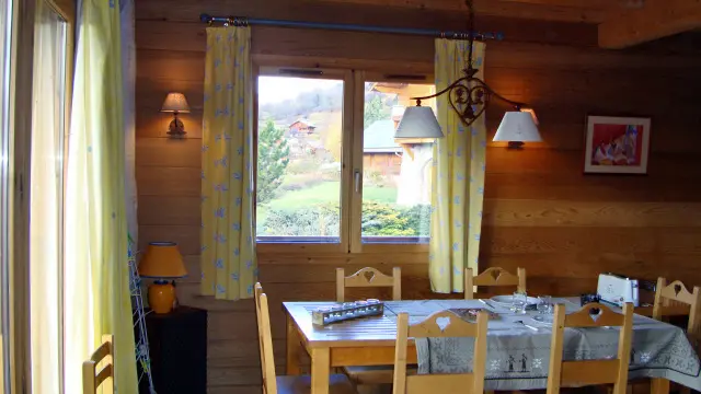 On y tient à 12 pour les repas de famille