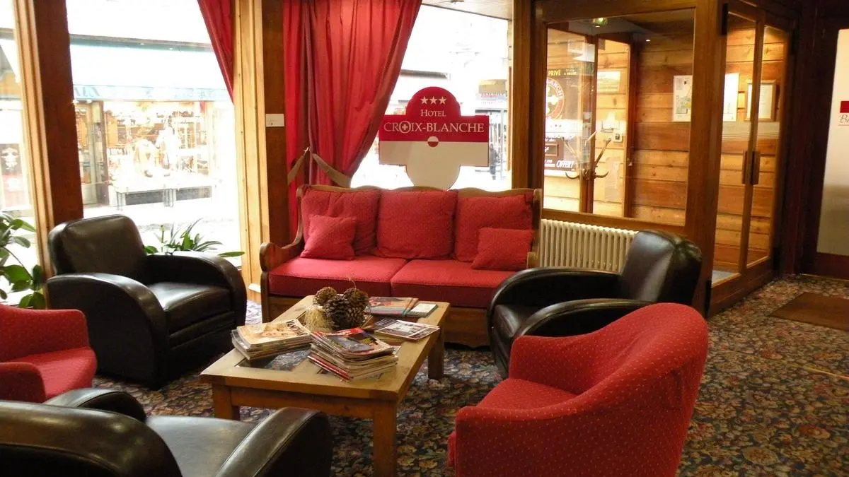 Croix Blanche Salon
