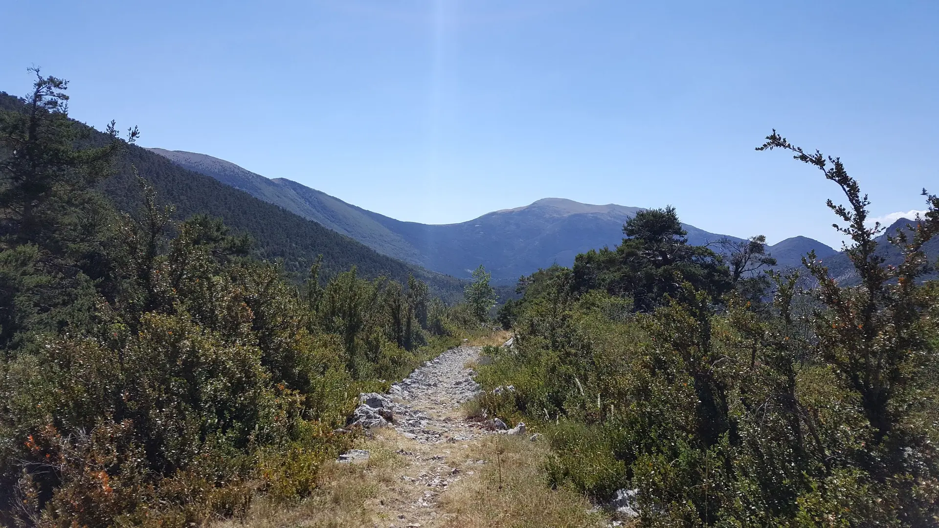 Sentier du Tracastel