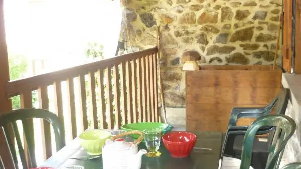 Déjeuner sur le balcon