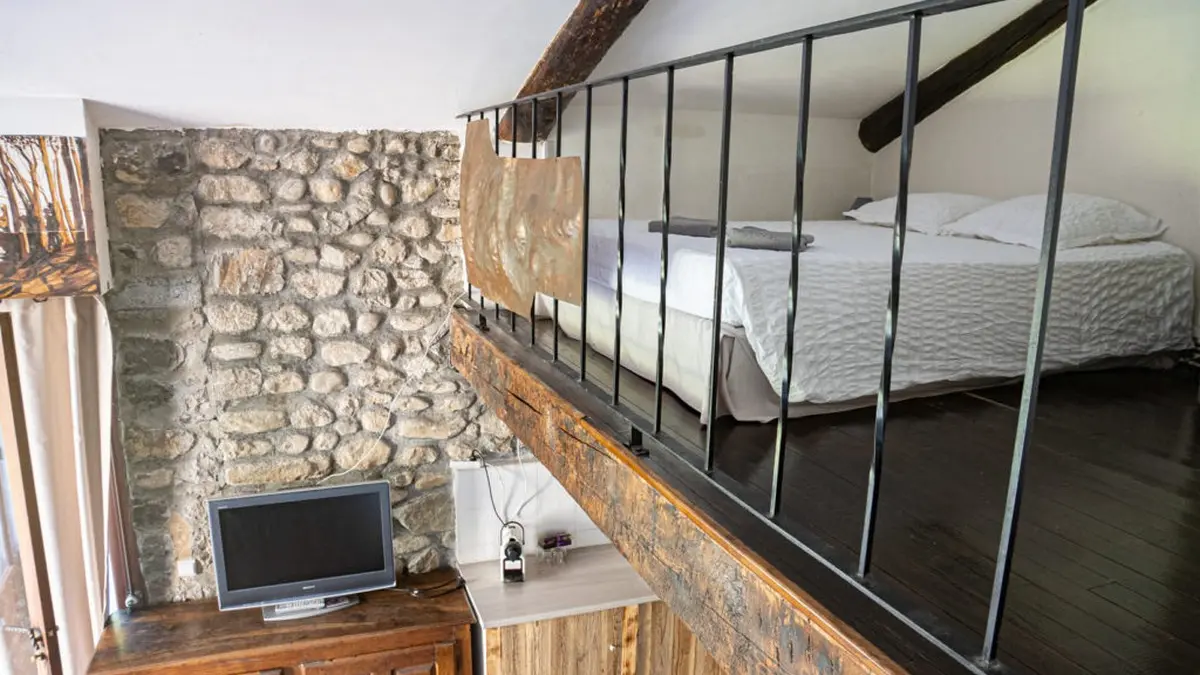 Mezzanine et télévision