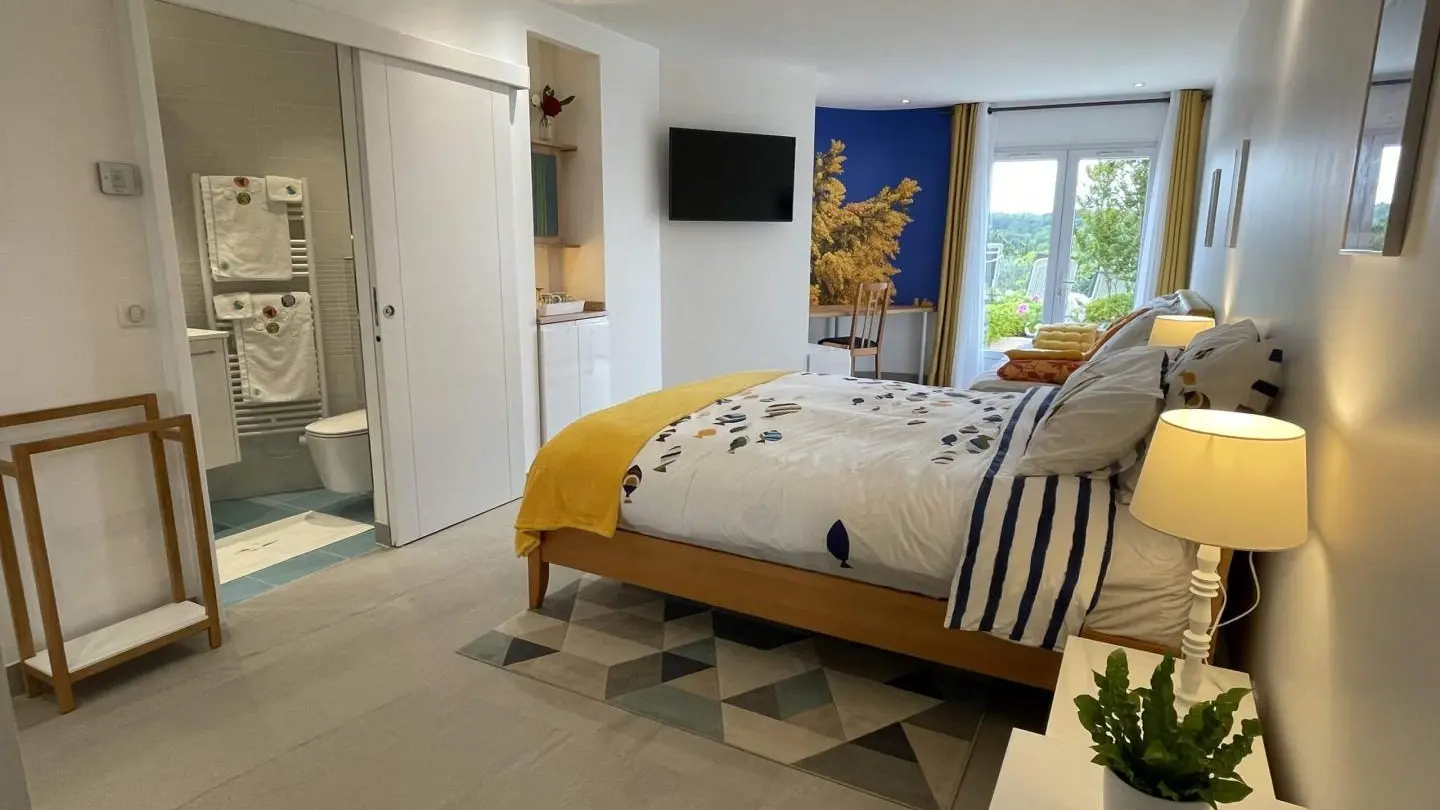 Maison SmartAzur-Chambre Jaune-Chambres d'Hôtes-VENCE-Gîtes de France Alpes-Maritimes
