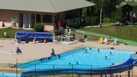 piscine municipale aiguilles