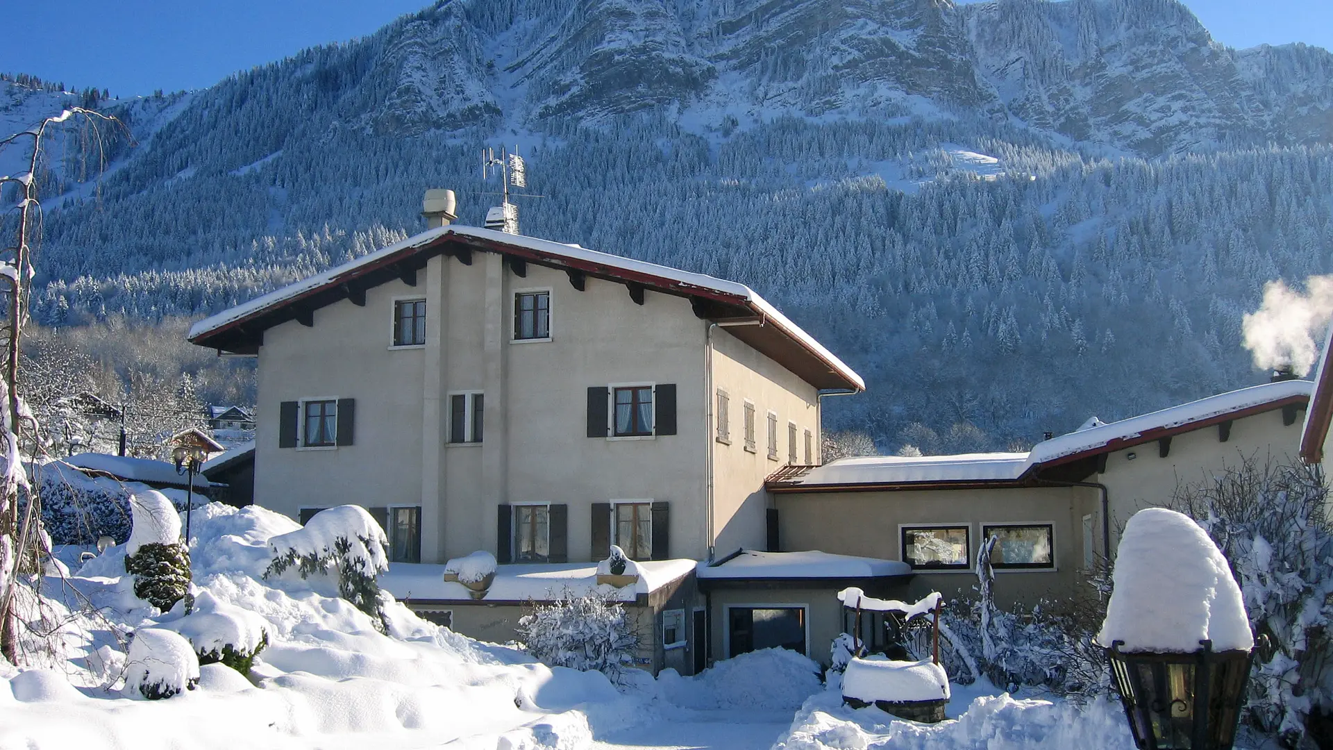 Façade extérieure en hiver