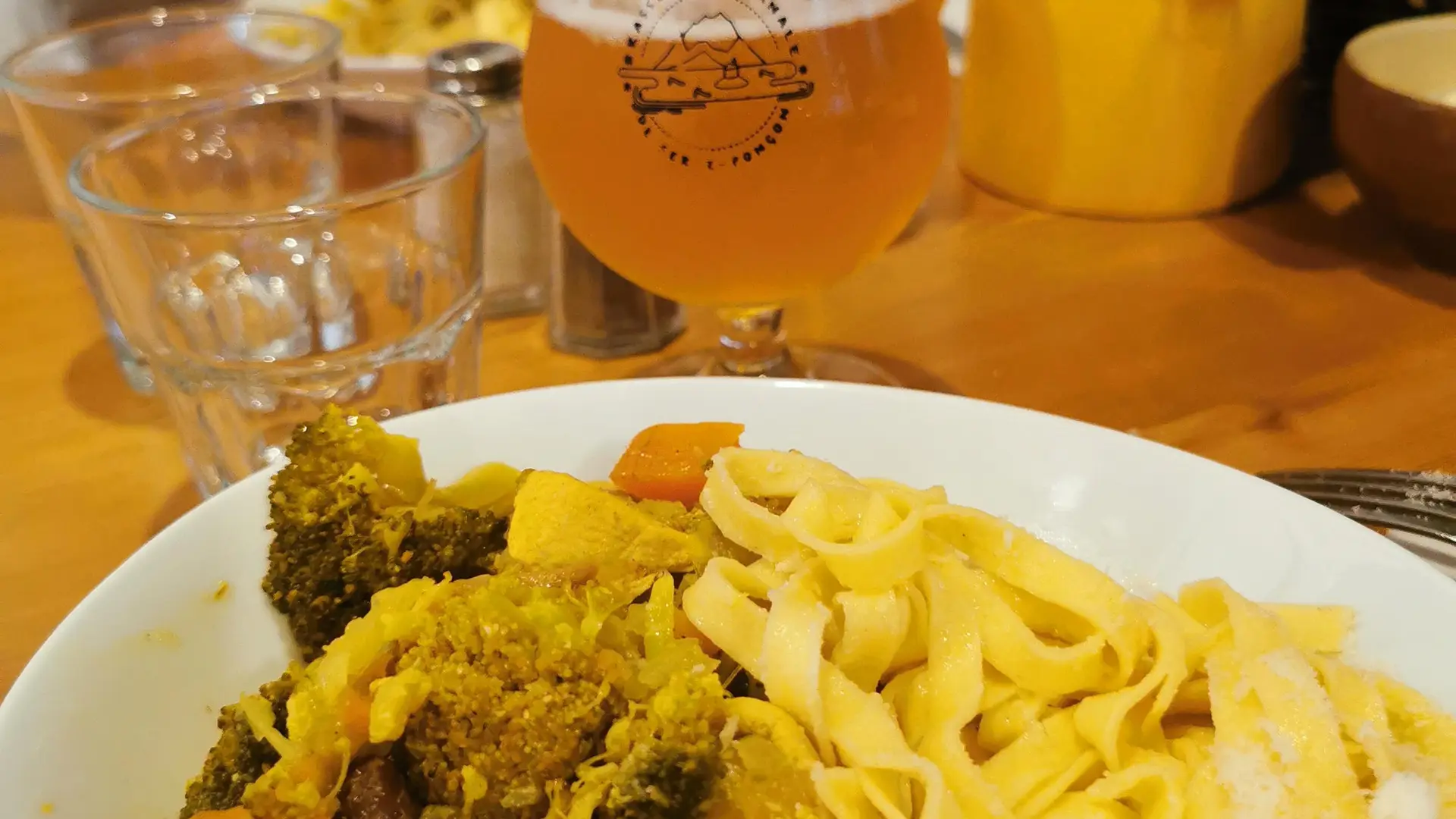 Repas au refuge de Buffère