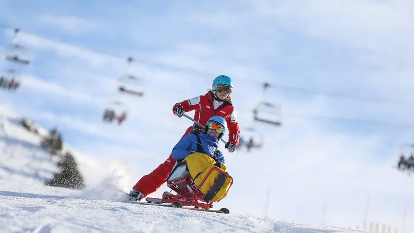 Rolstoelafdalingen op de baan