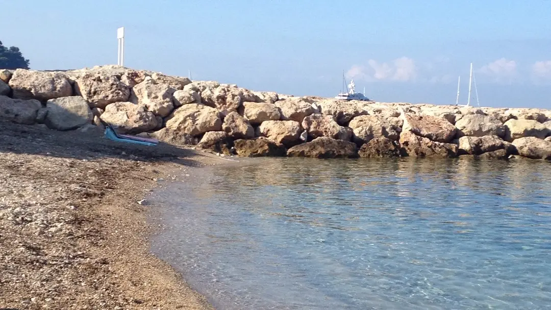 Plage des Marinières, Tôt le matin