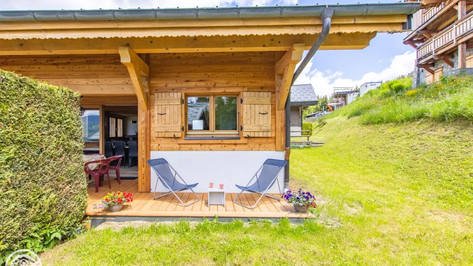 Terrain extérieur