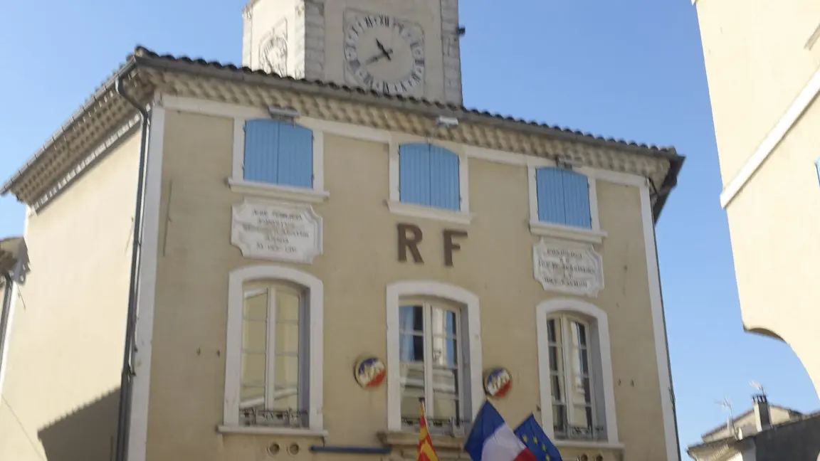 Hôtel de ville de Caderousse