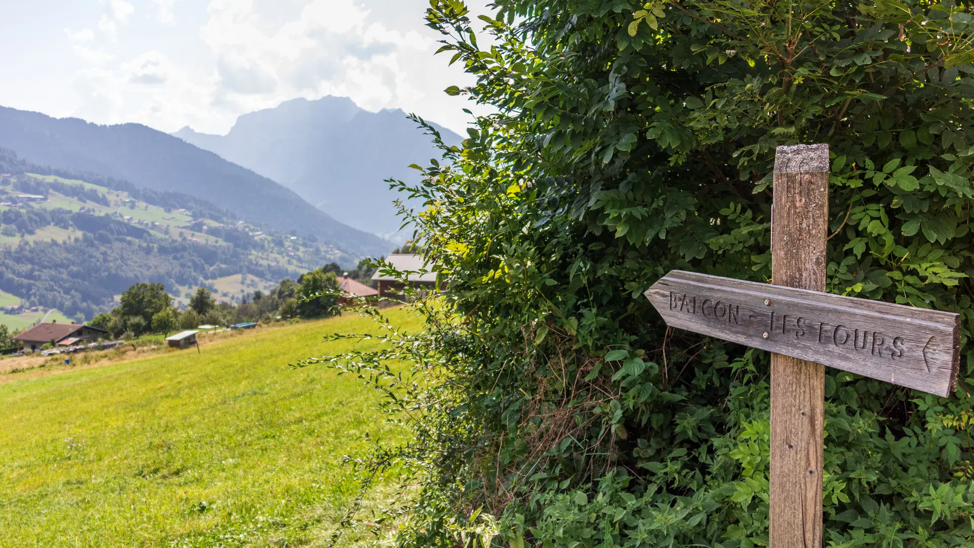 panneau randonnée aravis