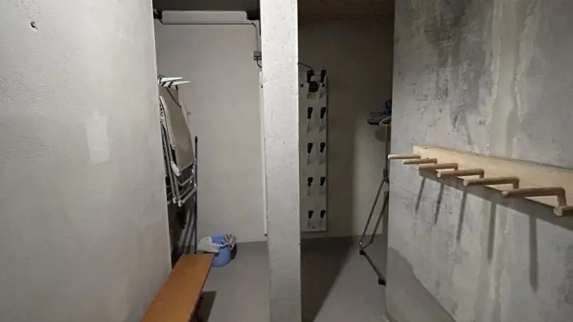 local personnel :
- ski-room
- vélo
- mobilier jardin