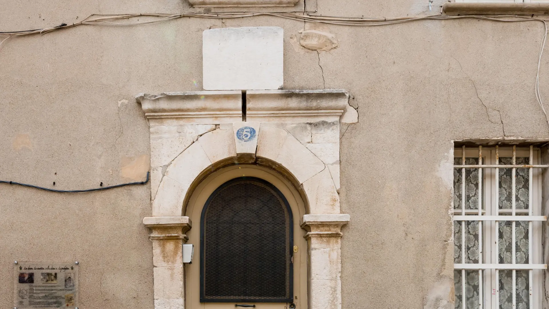 Porte du presbytère