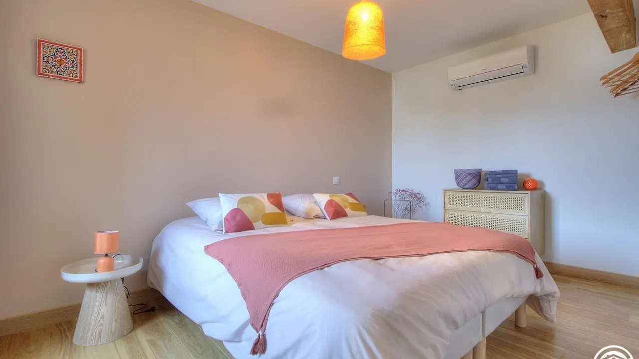 Chambre avec 2 lits de 90/200 ou un1 de 160/200