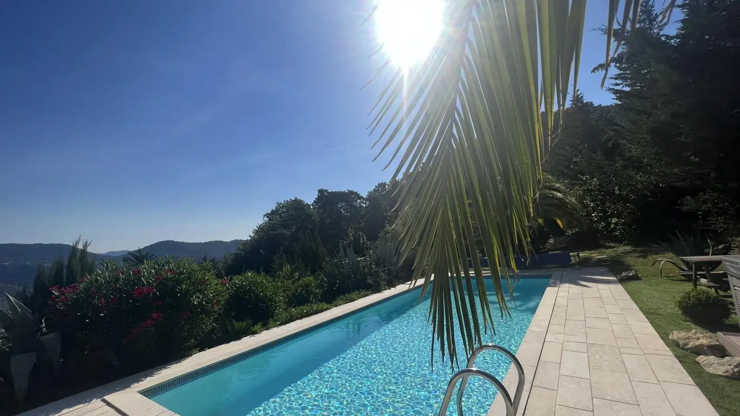 Villa Palmeraie Nice® -Piscine-Aspremont-Gîtes de France des Alpes-Maritimes