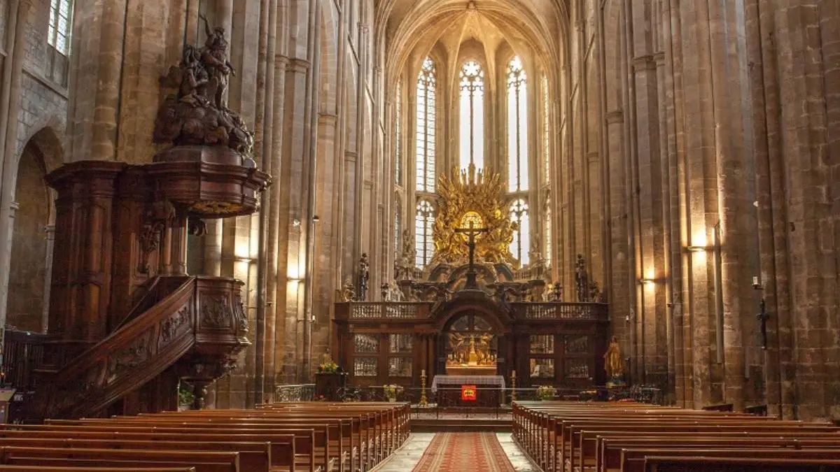 Intérieur Basilique