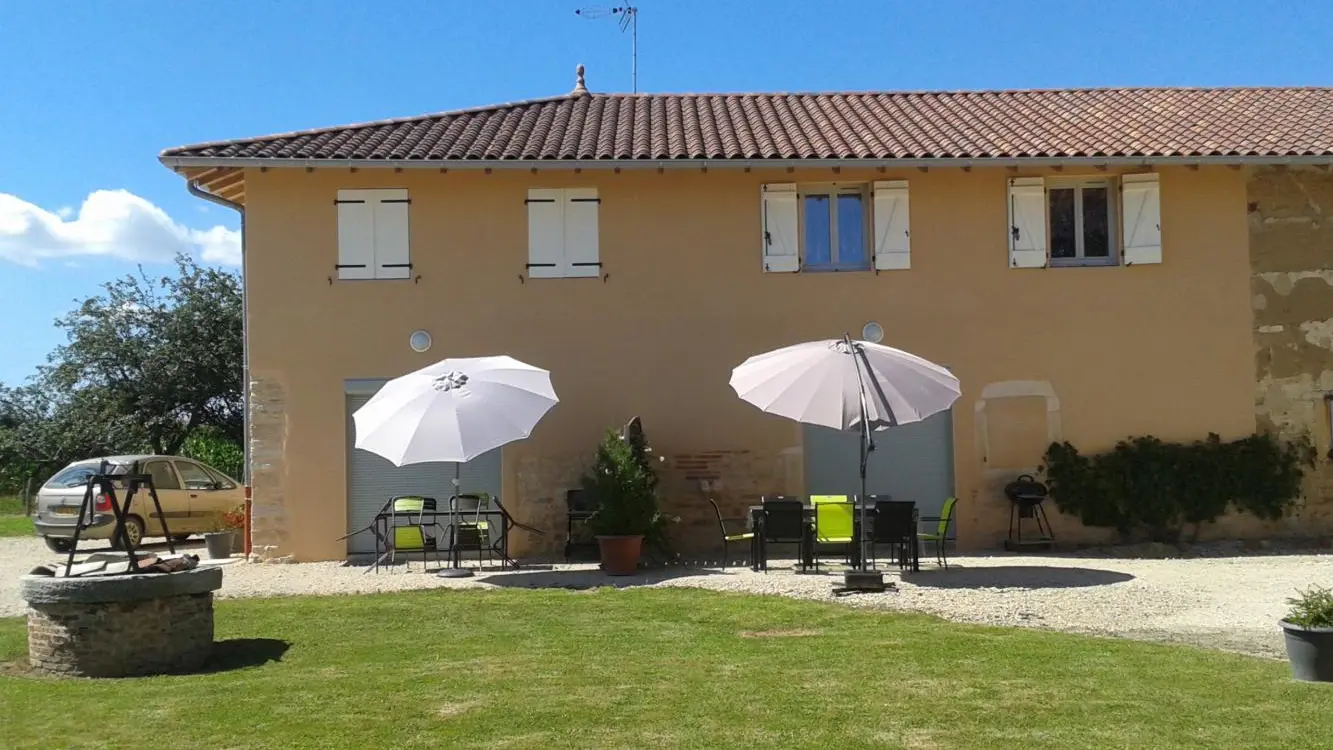 LE COQUELICOT ET TOURNESOL avec leur parasol